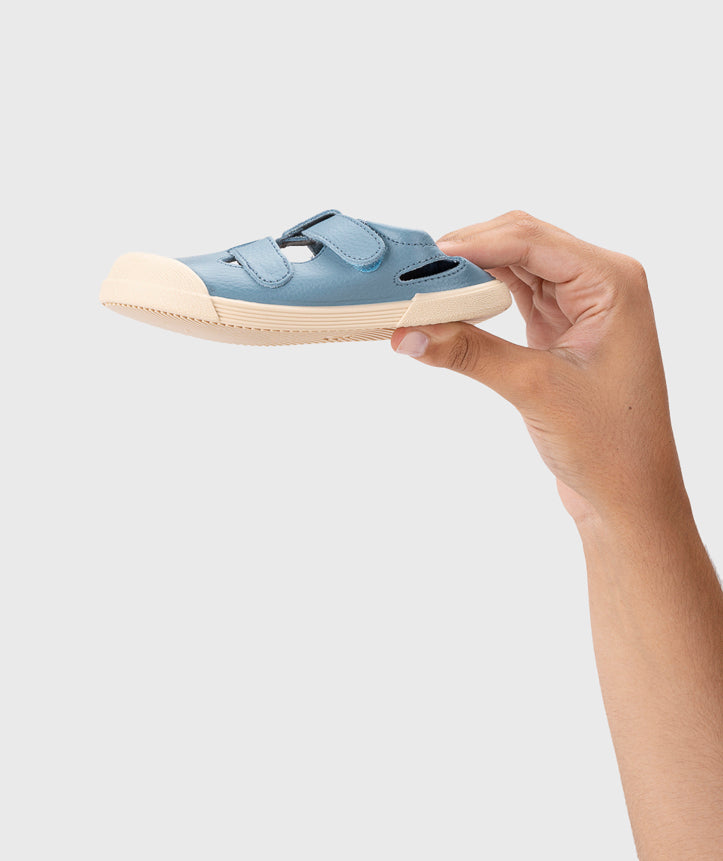 Igor Boy's And Girl's Barefoot Sandalia Piel Shoes - Azul