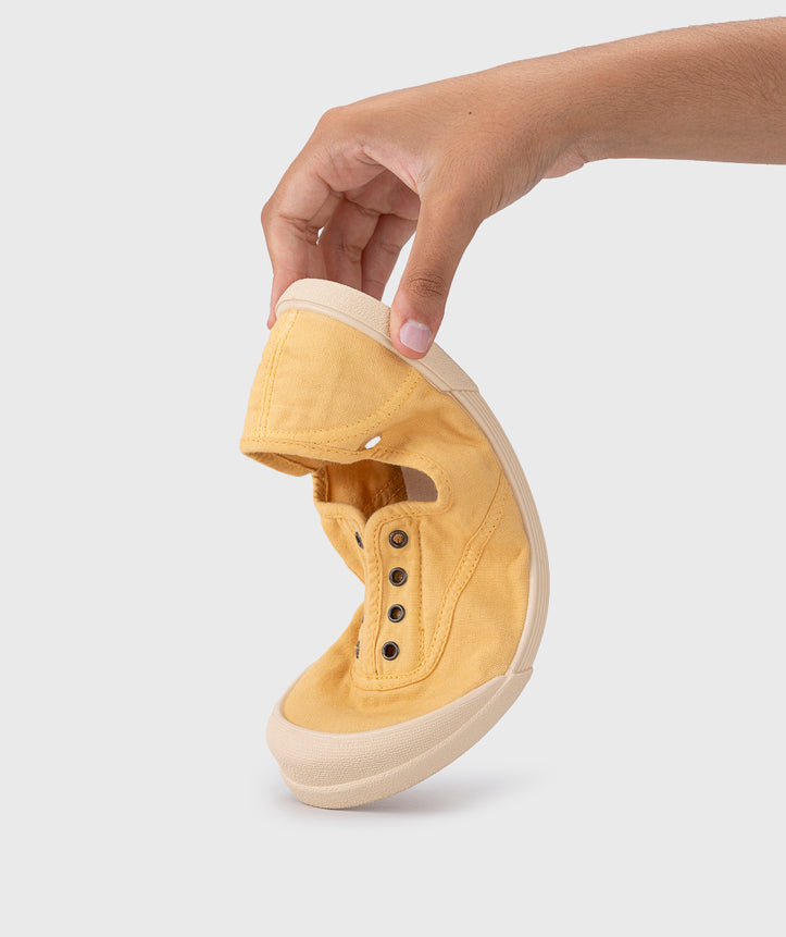 Igor Women's Lona 5.1 Barefoot Shoes - Dijon